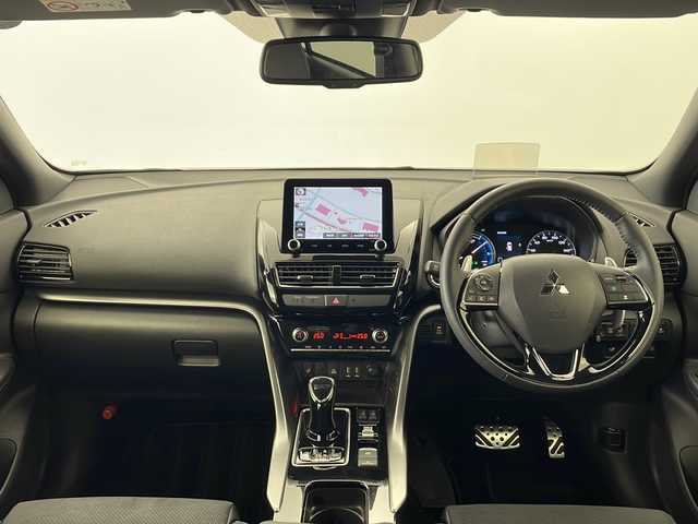 三菱 エクリプス クロス ＰＨＥＶ ブラックエディション 秋田県 2023(令5)年 1万km アメジストブラック 4WD/純正ナビ（Bluetooth/フルセグTV/USB）/マイパイロット/全方位カメラ/オートクルーズコントロール/ハーフレザーシート/D席パワーシート/前後席シートヒーター/ステアリングヒーター/LEDヘッドライト/パドルシフト/パワーバックドア/ヘッドアップディスプレイ/ETC2.0/AC100V1500W電源/衝突被害軽減ブレーキシステム[FCM]/車線逸脱警報システム［LDW］/オートマチックハイビーム［AHB］/スマートキー
