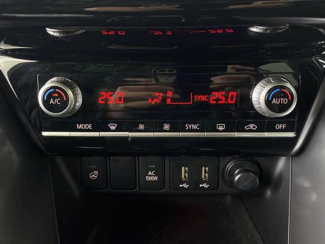 三菱 エクリプス クロス ＰＨＥＶ ブラックエディション 秋田県 2023(令5)年 1万km アメジストブラック 4WD/純正ナビ（Bluetooth/フルセグTV/USB）/マイパイロット/全方位カメラ/オートクルーズコントロール/ハーフレザーシート/D席パワーシート/前後席シートヒーター/ステアリングヒーター/LEDヘッドライト/パドルシフト/パワーバックドア/ヘッドアップディスプレイ/ETC2.0/AC100V1500W電源/衝突被害軽減ブレーキシステム[FCM]/車線逸脱警報システム［LDW］/オートマチックハイビーム［AHB］/スマートキー