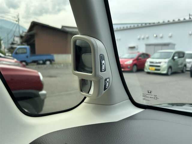 ホンダ Ｎ ＢＯＸ G L ターボ ホンダセンシング 愛媛県 2019(平31)年 5.7万km クリスタルブラックパール 両側パワースライドドア/ホンダセンシング/アダプティブクルーズコントロールクカメラ/社外メモリナビ/ワンセグテレビ/Bluetoothオーディオ/バックカメラ/LEDヘッドライト/ETC/純正フロアマット/プッシュスタートボタン/スマートキー