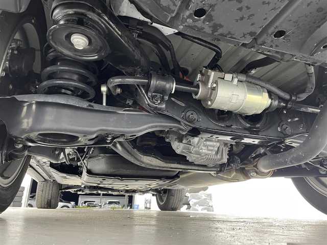 レクサス ＲＸ 450h Fスポーツ 宮城県 2022(令4)年 4.5万km ホワイトノーヴァガラスフレーク パノラマルーフ/4WD/純正ナビ/(AM/FM/CD/DVD/SD/USB/BT/AUX/Miracast/フルセグTV)/フロントサイドバックカメラ/ETC2.0/前方ドライブレコーダー/ブラインドスポットモニター/ヘッドアップディスプレイ/レザーシート/パワーシート/シートメモリー/シートヒーター/エアシート/ステアリングヒーター/パドルシフト/電動チルト＆テレスコピックステアリング/プッシュスタート/スマートキー/スペアキー/オートライト/オートマチックハイビーム/三眼LEDヘッドライト/ドアバイザー/純正フロアマット/純正20インチアルミホイール