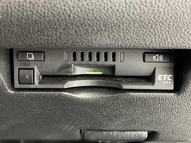 トヨタ パッソ モーダ　S 岐阜県 2018(平30)年 4.4万km ダークエメラルドマイカ 純正ナビ/Bluetooth接続/CD/AM/FM/バックカメラ/アイドリングストップ/横滑り防止装置/衝突軽減ブレーキ/純正マット/純正ドアバイザー/オートライト/フォグランプ/電格ミラー/ステアリングリモコン/プッシュスタート/スマートキー/ETC