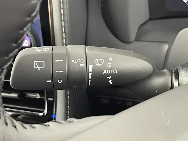 トヨタ アルファード Z 埼玉県 2025(令7)年 0.2万km プラチナホワイトパールマイカ 純正ディスプレイオーディオ（Bluetooth/AM/FM）/フルセグTV/アラウンドビューモニター/レーダークルーズコントロール/トヨタチームメイト/ユニバーサルステップ/左右独立ムーンルーフ/ブラインドスポットモニター/置くだけ充電/横滑り防止装置/レーンキープアシスト/盗難防止装置/プリクラッシュセーフティ/LEDヘッドライト/ETC2.0/両側パワースライドドア/スマートキー