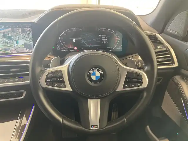 ＢＭＷ ＢＭＷ Ｘ５ xDrive 40d Mスポーツ 熊本県 2022(令4)年 2.6万km ミネラルホワイト ・スマートキー/・プッシュスタート/・インテリジェントセーフティ/・注意喚起アシスト/・ステアリングアシスト/・PDC自動起動/・アクティブPDC緊急ブレーキ/・パーキングアシスト/・速度アシスト/・クルーズコントロール(追従式)/・ハイビームアシスト/・黒革シート/・4席パワーシート /・前席エアシート /・4席シートヒーター /・純正メモリナビ/　【Bluetooth・USB・AppleCarPlay】/・harman/kardonサウンドシステム/・フルセグTV/・全方位カメラ/・ETC/・ドライブレコーダー(前後録画)/・ヘッドアップディスプレイ/・HOT & COOLドリンクホルルダー/・パワーバックドア/・LEDヘッドランプ/・純正マット/・保証書/取説