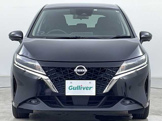 日産 ノート X FOUR 道央・札幌 2022(令4)年 5.9万km スーパーブラック ・社外ナビ&BT&CD&DVD&iPod&USB/・インテリジェントアラウンドビューモニター/・インテリジェントエマージェンシーブレーキ/・踏み間違い衝突防止アシスト/・標識検知機能/・インテリジェントFCW/・車線逸脱警報/・ふらつき警報/・車線逸脱防止支援システム/・フロント&バックソナー/・エマージェンシーストップシグナル/・インテリジェントルームミラー/・前席シートヒーター/・ステアリングヒーター/・ETC/・ステアリングスイッチ/・革巻きステアリング/・社外レーダー/・社外フロアマット/・LEDヘッドライト/・オートライト/・スマートキー/・スペアキー/・社外AW冬タイヤ積込