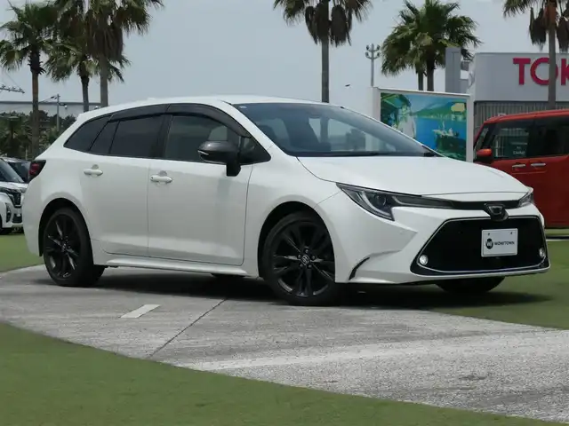 トヨタ カローラツーリング ダブルバイビー 千葉県 2019(令1)年 4.7万km ホワイトパールクリスタルシャイン Toyota Safety Sense/・プリクラッシュセーフティ/・レーンディパーチャーアラート/・オートハイビーム/・レーダークルーズコントロール/・ブラインドスポットモニター/ハーフレザーシート/9インチ純正コネクティッドナビ/【Bluetooth接続】/バックカメラ/ドライブレコーダー/革巻きステアリング/ステアリングスイッチ/ETC/LEDヘッドライト/LEDフォグライト/ウインカーミラー/クリアランスソナー/純正17インチアルミホイル/サイド/カーテンエアバッグ/スマートキー