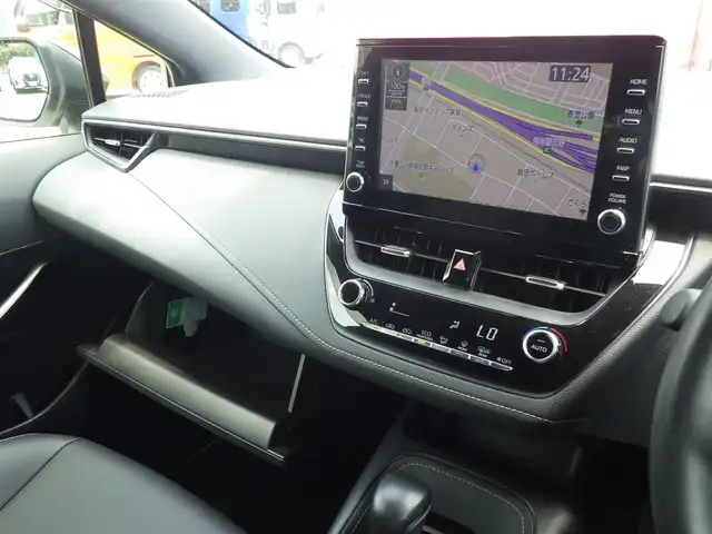 トヨタ カローラツーリング ダブルバイビー 千葉県 2019(令1)年 4.7万km ホワイトパールクリスタルシャイン Toyota Safety Sense/・プリクラッシュセーフティ/・レーンディパーチャーアラート/・オートハイビーム/・レーダークルーズコントロール/・ブラインドスポットモニター/ハーフレザーシート/9インチ純正コネクティッドナビ/【Bluetooth接続】/バックカメラ/ドライブレコーダー/革巻きステアリング/ステアリングスイッチ/ETC/LEDヘッドライト/LEDフォグライト/ウインカーミラー/クリアランスソナー/純正17インチアルミホイル/サイド/カーテンエアバッグ/スマートキー