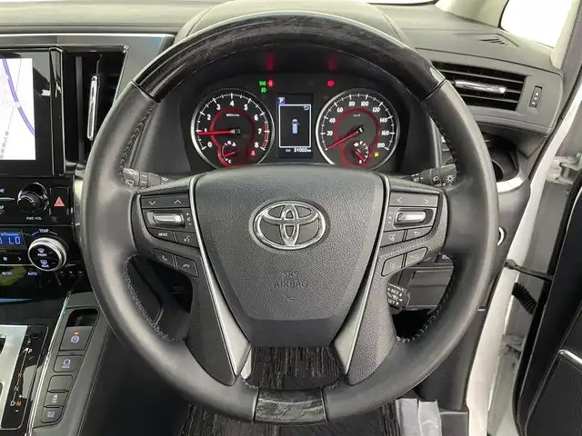トヨタ アルファード S Cパッケージ 宮城県 2023(令5)年 3.1万km ホワイトパールクリスタルシャイン ツインムーンルーフ　/デジタルインナーミラー　/純正ＤＡナビ　/ＣＤ／ＤＶＤプレーヤー　/フルセグＴＶ　/TVキャンセラー/ＢＳＭ　/ＲＣＴＡ　/追従クルーズコントロール/プリクラッシュセーフティ/レーントレーシングアシスト/オートマチックハイビーム/クリアランスソナー　/パワーバックドア　/前後ドライブレコーダー/ビルトインETC/シートヒーター/ベンチレーション/メモリ機能付パワーシート/AC100Vアクセサリコンセント/三眼フルＬＥＤヘッドランプ/シーケンシャルターンランプ/純正18インチAW/禁煙車