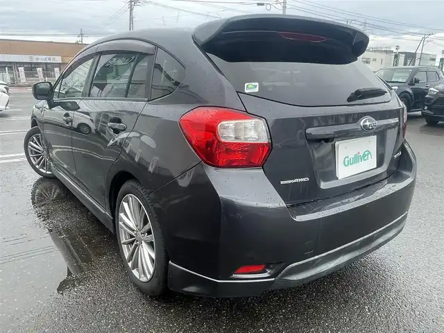 スバル インプレッサ スポーツ 2．0i－S アイサイト 石川県 2013(平25)年 8万km ダークグレーメタリック 社外メモリーナビ/社外CD/DVD/BT/地デジ/バックカメラ/ドラレコ/純正17インチアルミ/サイドバイザー/スペアキー/保証書・取説