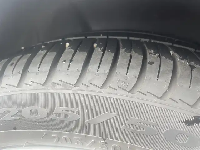 スバル インプレッサ スポーツ 2．0i－S アイサイト 石川県 2013(平25)年 8万km ダークグレーメタリック 社外メモリーナビ/社外CD/DVD/BT/地デジ/バックカメラ/ドラレコ/純正17インチアルミ/サイドバイザー/スペアキー/保証書・取説