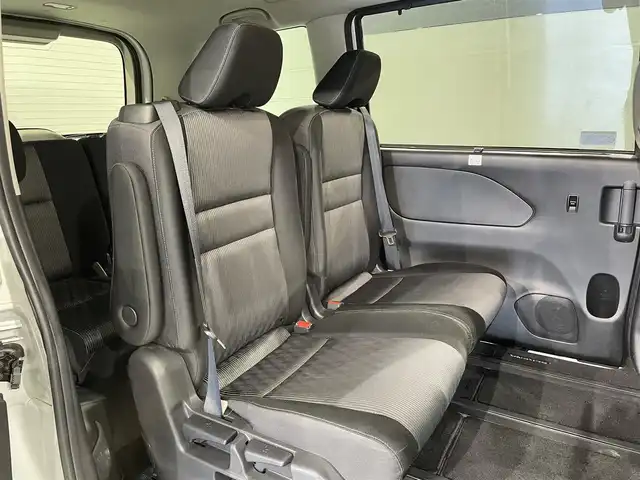 日産 セレナ e－パワー ハイウェイスター V 愛知県 2021(令3)年 5.9万km ブリリアントホワイトパール 純正10インチナビ登録時地図SDなし/（Bluetooth/フルセグTV/SD/CD・DVD再生/FM/AM)/純正フリップダウンモニター/アラウンドビューモニター/プロパイロット/両側パワースライドドア（ハンズフリー）/衝突軽減ブレーキ/ビルトインETC/LEDヘッドライト/LEDフォグランプ/デジタルインナーミラー/ブラインドスポットモニター/ドライブレコーダー/ソナー/車線逸脱警報（LDW)/ハンドル支援/純正フロアマット/後席サンバイザー