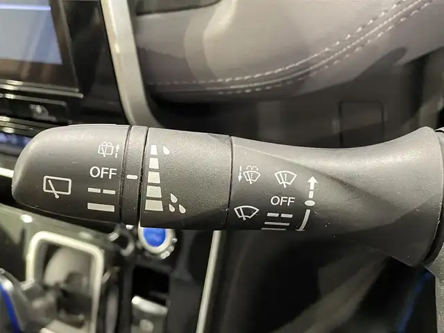 日産 セレナ e－パワー ハイウェイスター V 愛知県 2021(令3)年 5.9万km ブリリアントホワイトパール 純正10インチナビ登録時地図SDなし/（Bluetooth/フルセグTV/SD/CD・DVD再生/FM/AM)/純正フリップダウンモニター/アラウンドビューモニター/プロパイロット/両側パワースライドドア（ハンズフリー）/衝突軽減ブレーキ/ビルトインETC/LEDヘッドライト/LEDフォグランプ/デジタルインナーミラー/ブラインドスポットモニター/ドライブレコーダー/ソナー/車線逸脱警報（LDW)/ハンドル支援/純正フロアマット/後席サンバイザー