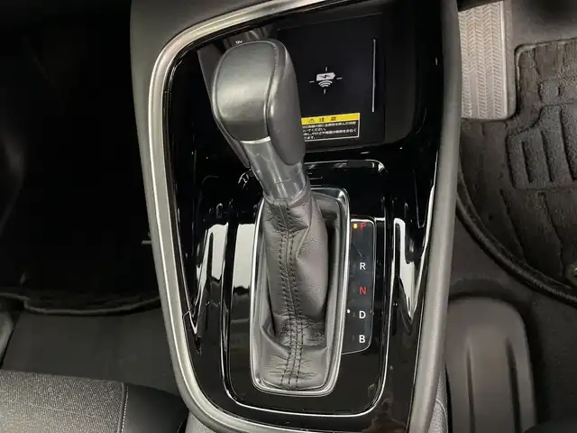 ホンダ ヴェゼル ハイブリッド e:HEV Z 鹿児島県 2021(令3)年 1.8万km ダークモカパール ホンダセンシング/衝突軽減ブレーキ/レーンキープアシスト/レーダークルーズコントロール/オートマチックハイビーム/先行車発進お知らせ機能/標識認識機能/前後コーナーセンサー/ワンオーナー/純正9インチナビ/(BT/AM/FM/Applecraplay/Androidauto/フルセグTV)/禁煙車/純正ビルトインETC2.0/パワーバックドア/ワイヤレス充電/アイドリングストップ/スペアキー/バックカメラ/全方位カメラ/純正18インチアルミホイール/純正フロアマット/純正ラゲッジマット/純正LEDヘッドライト/保証書/取扱説明書