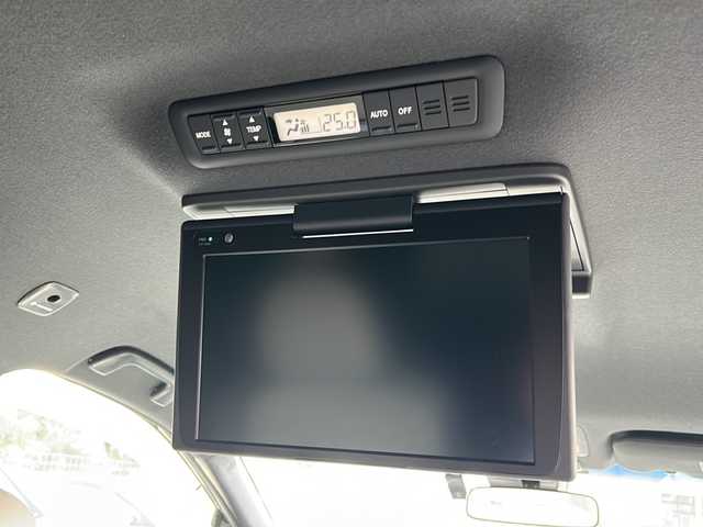 トヨタ エスティマ ハイブリッド アエラス スマート 沖縄県 2018(平30)年 4.5万km ブラック 純正ナビ　/（ＡＭ／ＦＭ／ＣＤ／ＤＶＤ／ＢＴ）　/フルセグＴＶ　/バックモニター　/後席モニター　/パワーシート　/シートヒーター　/エアシート　/レーンキープ　/衝突軽減　/ＥＴＣ　/クルーズコントロール/スマートキー/オートライト/オットマン/横滑り防止/LEDヘッドライト/純正フロアマット/ドラレコ