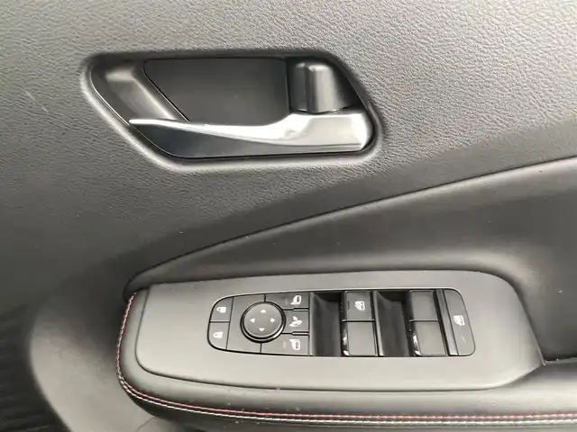 日産 オーラ ニスモ 熊本県 2022(令4)年 1.1万km スーパーブラック ワンオーナー/純正９インチナビ（ＣＤ・ＢＴ・フルセグ・ｉｐｏｄ・ＵＳＢ）/全周囲カメラ　/前方ドライブレコーダー　/ビルトインＥＴＣ　/前後クリアランスソナー　/ブラインドスポットモニター　/衝突軽減ブレーキ　/レーンキープアシスト/横滑り防止/デジタルインナーミラー/オートホールド/純正フロアマット/純正17インチAW/オートライト/オートマチックハイビーム/LEDヘッドライト/フォグランプ/スマートキー/プッシュスタート/スペアキー1本/保証書/取扱説明書