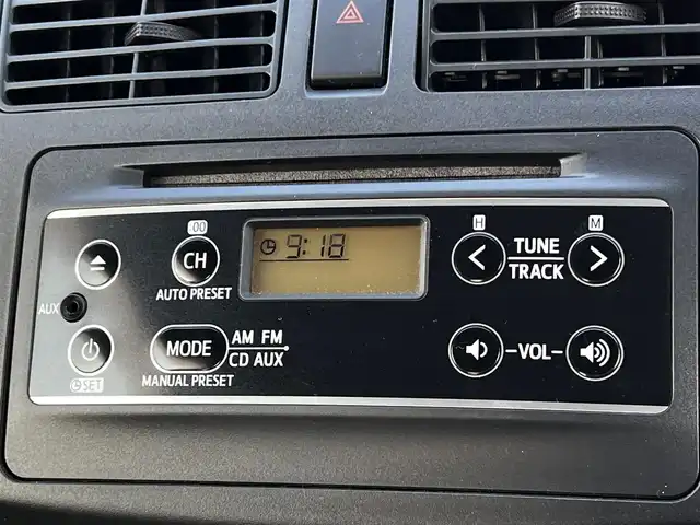 ダイハツ ムーヴ L SA 道央・札幌 2013(平25)年 8.6万km ブライトシルバーメタリック ４WD/純正オーディオ/AM/FM/CD/AUX/衝突被害軽減ブレーキ/横滑り防止装置/ドライブレコーダー/アイドリングストップ/リモコンキー/ハロゲンヘッドライト/ヘッドライトレベライザー/電動格納ミラー/純正フロアマット/ドアバイザー/スペアキー