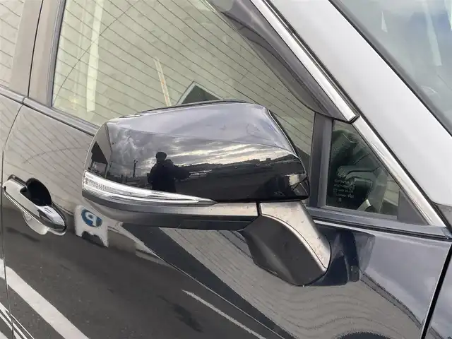 トヨタ ＲＡＶ４ アドベンチャー 福岡県 2019(令1)年 6万km アッシュグレーメタリック/アティチュードブラックマイカ 2トーン 社外9型SDナビ(フルセグTV/CD/DVD/BT)/バックカメラ/ブラインドスポット/オートホールド/コーナーセンサー/電動リア/ドラレコ/クルコン/ETC/USB/ダウンヒル/純正フロアマット/純正LED/スペアキー/プッシュスタート/スマートキー