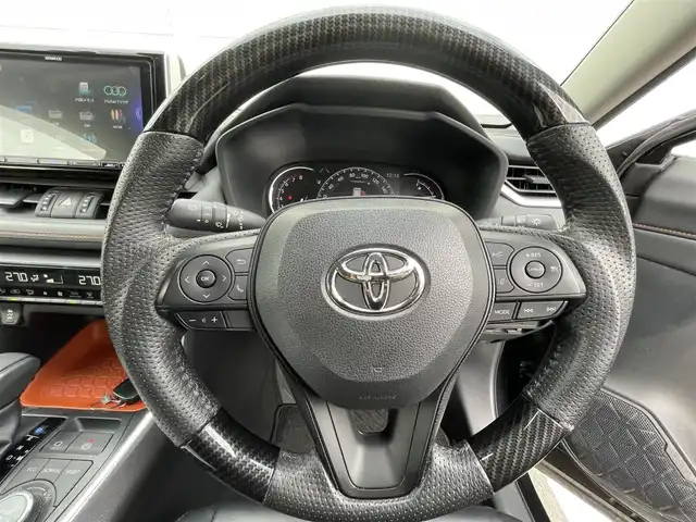 トヨタ ＲＡＶ４ アドベンチャー 福岡県 2019(令1)年 6万km アッシュグレーメタリック/アティチュードブラックマイカ 2トーン 社外9型SDナビ(フルセグTV/CD/DVD/BT)/バックカメラ/ブラインドスポット/オートホールド/コーナーセンサー/電動リア/ドラレコ/クルコン/ETC/USB/ダウンヒル/純正フロアマット/純正LED/スペアキー/プッシュスタート/スマートキー