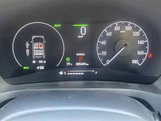 ホンダ ヴェゼル ハイブリッド e:HEV Z 熊本県 2023(令5)年 0.6万km クリスタルブラックパール ホンダセンシング/プッシュスタート/純正ナビ/（フルセグTV・BTオーディオ）/バックカメラ/ビルトインETC/前後ドライブレコーダー/純正18インチAW/レーダークルーズ/ハーフレザーシート/前席シートヒーター/パワーバックドア/パドルシフト/LEDヘッドライト/オートライト/フォグライト/前後コーナーセンサー/横滑り防止装置/ウィンカーミラー/フロアマット/新車保証書/取扱説明書/スマートスペアキー×1本