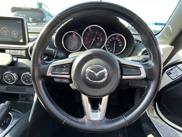 マツダ ロードスター S スペシャルパッケージ 長崎県 2015(平27)年 6.2万km アークティックホワイト 純正ナビ（AM/FM/フルセグ/BT/DISC)/サンルーフ/ETC/アイドリングストップ/LEDヘッドライト/純正フロアマット/純正16インチアルミホイール/保証書/取扱説明書