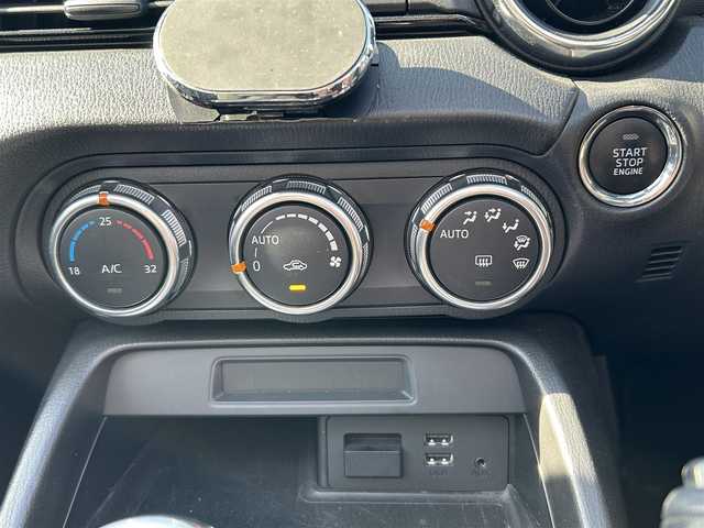 マツダ ロードスター S スペシャルパッケージ 長崎県 2015(平27)年 6.2万km アークティックホワイト 純正ナビ（AM/FM/フルセグ/BT/DISC)/サンルーフ/ETC/アイドリングストップ/LEDヘッドライト/純正フロアマット/純正16インチアルミホイール/保証書/取扱説明書