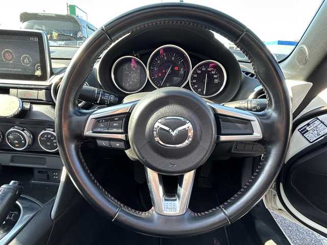 マツダ ロードスター S スペシャルパッケージ 長崎県 2015(平27)年 6.2万km アークティックホワイト 純正ナビ（AM/FM/フルセグ/BT/DISC)/サンルーフ/ETC/アイドリングストップ/LEDヘッドライト/純正フロアマット/純正16インチアルミホイール/保証書/取扱説明書