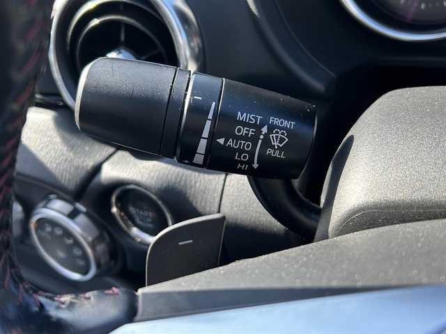 マツダ ロードスター S スペシャルパッケージ 長崎県 2015(平27)年 6.2万km アークティックホワイト 純正ナビ（AM/FM/フルセグ/BT/DISC)/サンルーフ/ETC/アイドリングストップ/LEDヘッドライト/純正フロアマット/純正16インチアルミホイール/保証書/取扱説明書