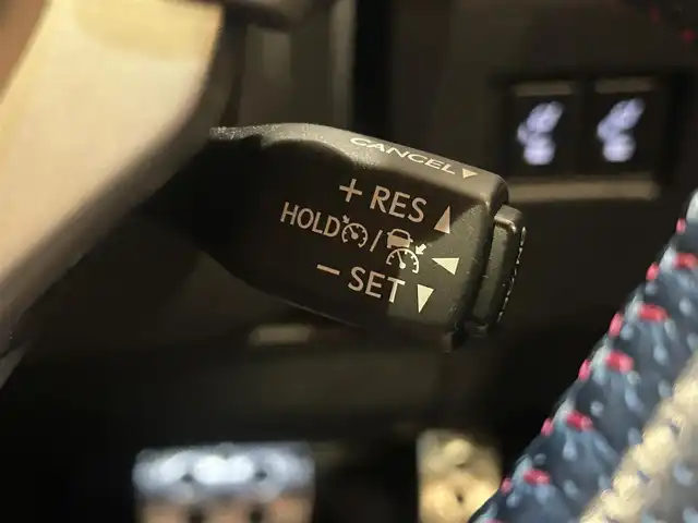 レクサス ＮＸ 300 Fスポーツ 道央・札幌 2018(平30)年 5.5万km ホワイトノーヴァガラスフレーク ムーンルーフ/ルーフレール/三眼フルLEDヘッドランプ/パーキングサポートブレーキ/パノラミックビューモニター/フロントスポイラー(社外)/LexusSafetySystem＋/Fスポーツ専用スポーツシート/シートヒーター/シートベンチレーション/ステアリングヒーター/純正メモリナビ/フルセグTV/CD/DVD/SD/USB/Bluetooth/デジタルインナーミラー/パワーテールゲート