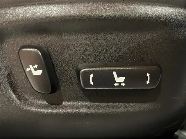 レクサス ＮＸ 300 Fスポーツ 道央・札幌 2018(平30)年 5.5万km ホワイトノーヴァガラスフレーク ムーンルーフ/ルーフレール/三眼フルLEDヘッドランプ/パーキングサポートブレーキ/パノラミックビューモニター/フロントスポイラー(社外)/LexusSafetySystem＋/Fスポーツ専用スポーツシート/シートヒーター/シートベンチレーション/ステアリングヒーター/純正メモリナビ/フルセグTV/CD/DVD/SD/USB/Bluetooth/デジタルインナーミラー/パワーテールゲート