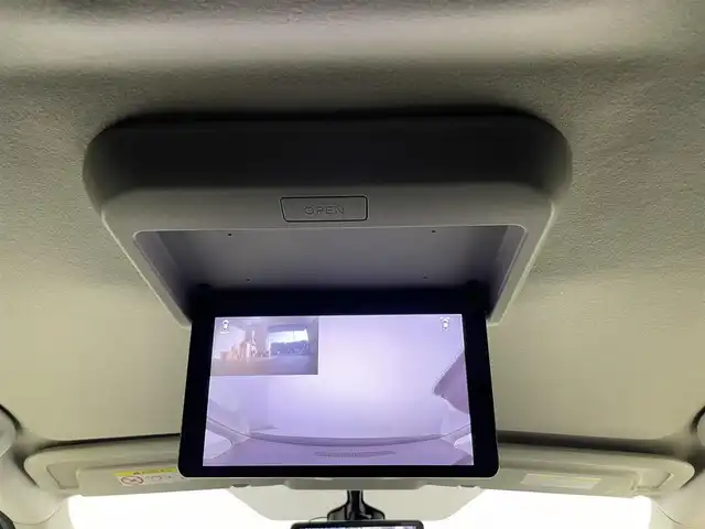 日産 セレナ e－パワー ハイウェイスター V 千葉県 2021(令3)年 3.1万km ブリリアントホワイトパール 2トーン 禁煙車/純正9インチメモリーナビ/ DVD Bluetooth フルセグTV/後方モニター/アラウンドビューモニター/エマージェンシーブレーキ/インテリジェントルームミラー/プロパイロット/ETC2.0/両側電動スライドドア/電動パーキングブレーキ/オートホールド/電動格納サイドミラー/リアサンシェード/前後コーナーセンサー/ウィンカーミラー/プッシュスタート/LEDヘッドライト（オートライト）/フォグランプ