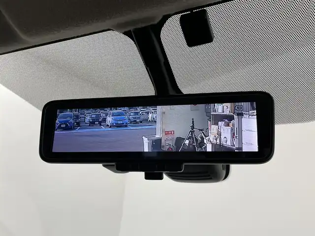 日産 セレナ e－パワー ハイウェイスター V 千葉県 2021(令3)年 3.1万km ブリリアントホワイトパール 2トーン 禁煙車/純正9インチメモリーナビ/ DVD Bluetooth フルセグTV/後方モニター/アラウンドビューモニター/エマージェンシーブレーキ/インテリジェントルームミラー/プロパイロット/ETC2.0/両側電動スライドドア/電動パーキングブレーキ/オートホールド/電動格納サイドミラー/リアサンシェード/前後コーナーセンサー/ウィンカーミラー/プッシュスタート/LEDヘッドライト（オートライト）/フォグランプ