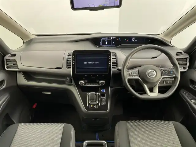 日産 セレナ e－パワー ハイウェイスター V 千葉県 2021(令3)年 3.1万km ブリリアントホワイトパール 2トーン 禁煙車/純正9インチメモリーナビ/ DVD Bluetooth フルセグTV/後方モニター/アラウンドビューモニター/エマージェンシーブレーキ/インテリジェントルームミラー/プロパイロット/ETC2.0/両側電動スライドドア/電動パーキングブレーキ/オートホールド/電動格納サイドミラー/リアサンシェード/前後コーナーセンサー/ウィンカーミラー/プッシュスタート/LEDヘッドライト（オートライト）/フォグランプ