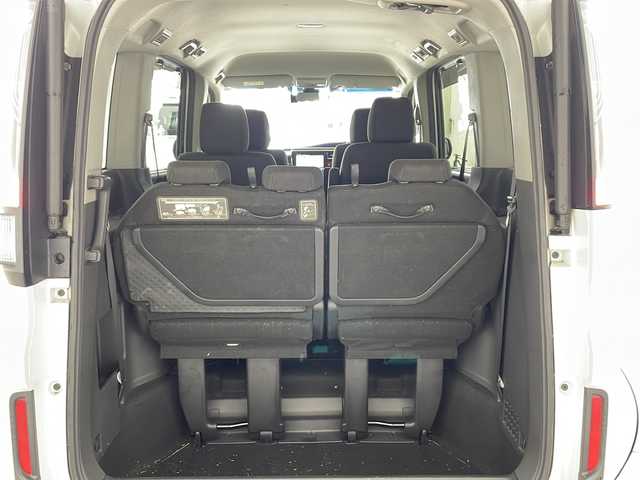 ホンダ ステップワゴン スパーダ ホンダセンシング 兵庫県 2018(平30)年 9.1万km プラチナホワイトパール ・純正9インチナビ/・CD・DVD・TV・SV・BT・USB・Apple　Carplay)/・衝突軽減ブレーキ/・アダプティブクルーズコントロール/・レーンキーピングアシスト/・標識認識機能/・先行者発進お知らせ/・ビルトインETC/・純正ドライブレコーダー/・パドルシフト/・2列目サンシェード/・ECON/・純正16インチホイール/・オートレベリングLEDヘッドライト/・プッシュスタート/・スマートキー/・スペアキー