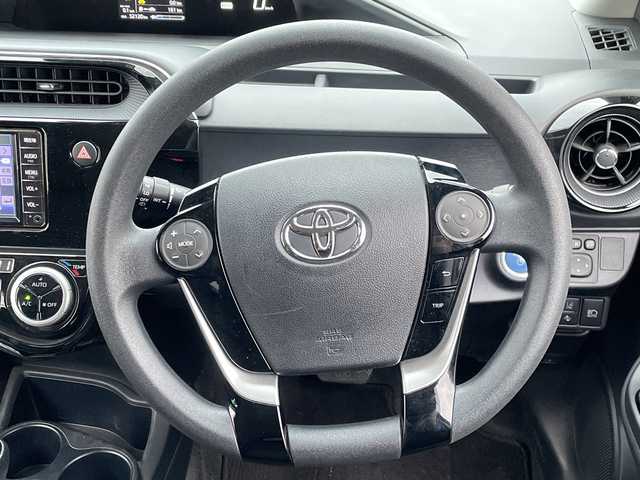 トヨタ アクア S スタイルブラック 道東・釧路十勝 2020(令2)年 5.3万km ホワイトパールクリスタルシャイン 純正ナビ/・ワンセグ/BT/CD/ラジオ/バックカメラ/スタッドレスキャップ付積込/ステアリングスイッチ/トヨタセーフティセンス/レーンキープアシスト/オートマチックハイビーム/LEDヘッドライト/LEDフォグランプ/フロアマット/ドアバイザー