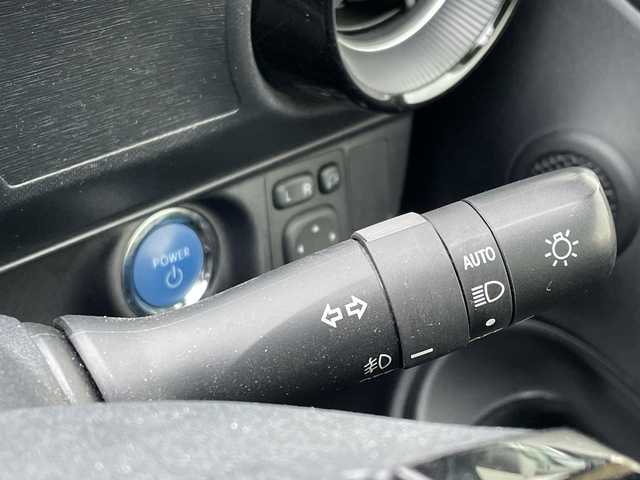 トヨタ アクア S スタイルブラック 道東・釧路十勝 2020(令2)年 5.3万km ホワイトパールクリスタルシャイン 純正ナビ/・ワンセグ/BT/CD/ラジオ/バックカメラ/スタッドレスキャップ付積込/ステアリングスイッチ/トヨタセーフティセンス/レーンキープアシスト/オートマチックハイビーム/LEDヘッドライト/LEDフォグランプ/フロアマット/ドアバイザー