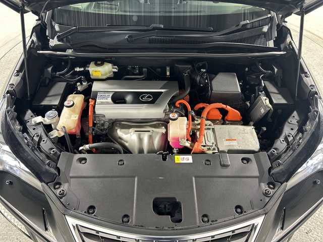 レクサス ＮＸ 300h バージョンL 神奈川県 2018(平30)年 5.1万km グラファイトブラックガラスフレーク レクサスセーフティシステム＋/純正メーカーオプションナビ/・BT/フルセグTV/CD/DVD/BD/USB/AUX/MiraCast/バックカメラ/合皮シート/パワーシート(D/N/2列目)/メモリシート(D)/シートヒーター(D/N)/ベンチレーション(D/N)/パワーバックドア/電動サイドブレーキ/オートブレーキホールド/EVモード/ECO/SPORTモード/nanoe/BSM/革巻きステアリング/ステアリングスイッチ/パドルシフト/Autoライト/ステアリングヒーター/三眼LED/フォグランプ/ビルトインETC2.0/純正ドライブレコーダー/後席電動格納シート/HUD/電動格納ミラー/ウィンカーミラー/純正フロアマット/純正18インチアルミホイール