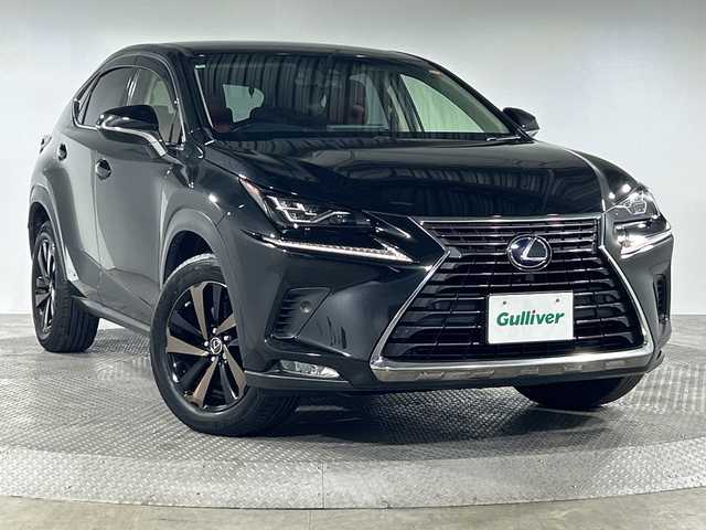 レクサス ＮＸ 300h バージョンL 神奈川県 2018(平30)年 5.1万km グラファイトブラックガラスフレーク レクサスセーフティシステム＋/純正メーカーオプションナビ/・BT/フルセグTV/CD/DVD/BD/USB/AUX/MiraCast/バックカメラ/合皮シート/パワーシート(D/N/2列目)/メモリシート(D)/シートヒーター(D/N)/ベンチレーション(D/N)/パワーバックドア/電動サイドブレーキ/オートブレーキホールド/EVモード/ECO/SPORTモード/nanoe/BSM/革巻きステアリング/ステアリングスイッチ/パドルシフト/Autoライト/ステアリングヒーター/三眼LED/フォグランプ/ビルトインETC2.0/純正ドライブレコーダー/後席電動格納シート/HUD/電動格納ミラー/ウィンカーミラー/純正フロアマット/純正18インチアルミホイール