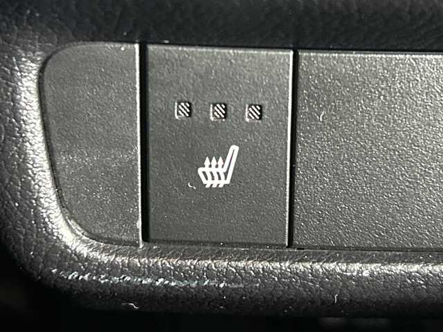 レクサス ＮＸ 300h バージョンL 神奈川県 2018(平30)年 5.1万km グラファイトブラックガラスフレーク レクサスセーフティシステム＋/純正メーカーオプションナビ/・BT/フルセグTV/CD/DVD/BD/USB/AUX/MiraCast/バックカメラ/合皮シート/パワーシート(D/N/2列目)/メモリシート(D)/シートヒーター(D/N)/ベンチレーション(D/N)/パワーバックドア/電動サイドブレーキ/オートブレーキホールド/EVモード/ECO/SPORTモード/nanoe/BSM/革巻きステアリング/ステアリングスイッチ/パドルシフト/Autoライト/ステアリングヒーター/三眼LED/フォグランプ/ビルトインETC2.0/純正ドライブレコーダー/後席電動格納シート/HUD/電動格納ミラー/ウィンカーミラー/純正フロアマット/純正18インチアルミホイール