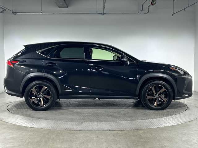 レクサス ＮＸ 300h バージョンL 神奈川県 2018(平30)年 5.1万km グラファイトブラックガラスフレーク レクサスセーフティシステム＋/純正メーカーオプションナビ/・BT/フルセグTV/CD/DVD/BD/USB/AUX/MiraCast/バックカメラ/合皮シート/パワーシート(D/N/2列目)/メモリシート(D)/シートヒーター(D/N)/ベンチレーション(D/N)/パワーバックドア/電動サイドブレーキ/オートブレーキホールド/EVモード/ECO/SPORTモード/nanoe/BSM/革巻きステアリング/ステアリングスイッチ/パドルシフト/Autoライト/ステアリングヒーター/三眼LED/フォグランプ/ビルトインETC2.0/純正ドライブレコーダー/後席電動格納シート/HUD/電動格納ミラー/ウィンカーミラー/純正フロアマット/純正18インチアルミホイール