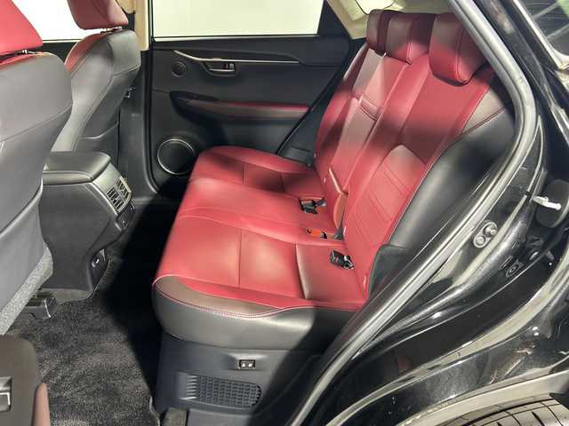 レクサス ＮＸ 300h バージョンL 神奈川県 2018(平30)年 5.1万km グラファイトブラックガラスフレーク レクサスセーフティシステム＋/純正メーカーオプションナビ/・BT/フルセグTV/CD/DVD/BD/USB/AUX/MiraCast/バックカメラ/合皮シート/パワーシート(D/N/2列目)/メモリシート(D)/シートヒーター(D/N)/ベンチレーション(D/N)/パワーバックドア/電動サイドブレーキ/オートブレーキホールド/EVモード/ECO/SPORTモード/nanoe/BSM/革巻きステアリング/ステアリングスイッチ/パドルシフト/Autoライト/ステアリングヒーター/三眼LED/フォグランプ/ビルトインETC2.0/純正ドライブレコーダー/後席電動格納シート/HUD/電動格納ミラー/ウィンカーミラー/純正フロアマット/純正18インチアルミホイール