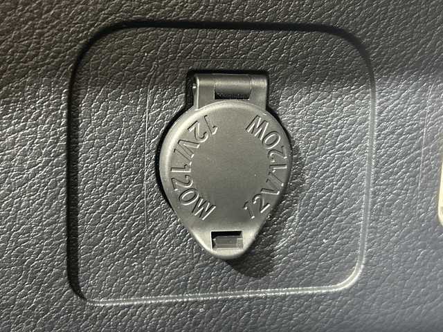 レクサス ＮＸ 300h バージョンL 神奈川県 2018(平30)年 5.1万km グラファイトブラックガラスフレーク レクサスセーフティシステム＋/純正メーカーオプションナビ/・BT/フルセグTV/CD/DVD/BD/USB/AUX/MiraCast/バックカメラ/合皮シート/パワーシート(D/N/2列目)/メモリシート(D)/シートヒーター(D/N)/ベンチレーション(D/N)/パワーバックドア/電動サイドブレーキ/オートブレーキホールド/EVモード/ECO/SPORTモード/nanoe/BSM/革巻きステアリング/ステアリングスイッチ/パドルシフト/Autoライト/ステアリングヒーター/三眼LED/フォグランプ/ビルトインETC2.0/純正ドライブレコーダー/後席電動格納シート/HUD/電動格納ミラー/ウィンカーミラー/純正フロアマット/純正18インチアルミホイール