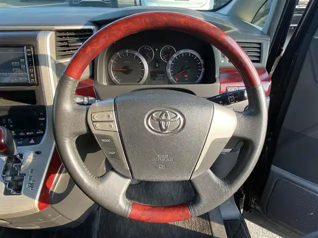 トヨタ ヴェルファイア 2．4Z 福岡県 2008(平20)年 19.6万km ボルドーマイカメタリック ・純正ナビ／ＡＵＸ／ＳＤ/・バックカメラ/・ワンセグテレビ/・ＥＴＣ/・純正１８ＡＷ/・取扱説明書/・保証書/・フリップダウンモニター