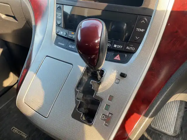 トヨタ ヴェルファイア 2．4Z 福岡県 2008(平20)年 19.6万km ボルドーマイカメタリック ・純正ナビ／ＡＵＸ／ＳＤ/・バックカメラ/・ワンセグテレビ/・ＥＴＣ/・純正１８ＡＷ/・取扱説明書/・保証書/・フリップダウンモニター