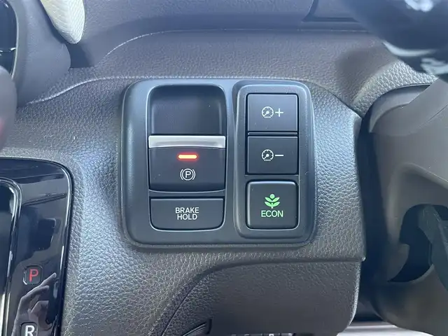 ホンダ Ｎ ＢＯＸ L 静岡県 2022(令4)年 1万km プレミアムサンライトホワイトパール ワンオーナー　/純正ナビ　/・Ｂｌｕｅｔｏｏｔｈ接続　/・ＵＳＢ入力端子　/レーダークルーズコントロール　/片側パワースライドドア　/電動パーキングブレーキ/オートブレーキホールド　/プッシュスタート　/スマートキー　/前席シートヒーター　/ＬＥＤオートライト/オートハイビーム/ビルトインETC/衝突被害軽減ブレーキ/レーンアシスト/横滑り防止装置/純正フロアマット/取扱説明書/保証書