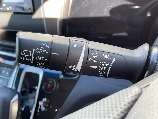 ホンダ フリード ハイブリット モデューロX ホンダセンシング 大阪府 2021(令3)年 3.2万km プラチナホワイトパール 純正ナビ /・フルセグTV BT/USB/DVD /ホンダセンシング /バックカメラ /ETC /両側パワースライドドア /純正フロアマット /ハーフレザーシート /純正15インチAW /LEDヘッド・フォグ /スペアキー/保証書・取説