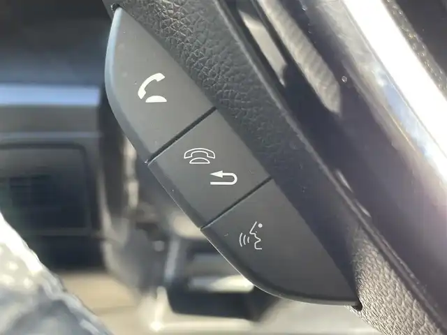 ホンダ フリード ハイブリット モデューロX ホンダセンシング 大阪府 2021(令3)年 3.2万km プラチナホワイトパール 純正ナビ /・フルセグTV BT/USB/DVD /ホンダセンシング /バックカメラ /ETC /両側パワースライドドア /純正フロアマット /ハーフレザーシート /純正15インチAW /LEDヘッド・フォグ /スペアキー/保証書・取説