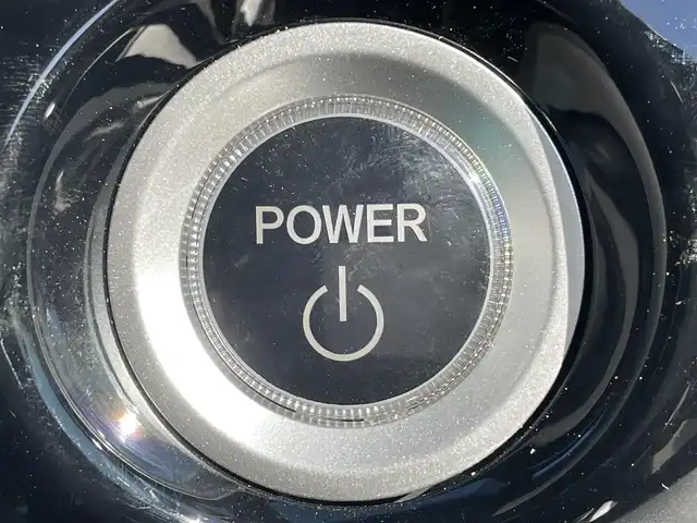 ホンダ フリード ハイブリット モデューロX ホンダセンシング 大阪府 2021(令3)年 3.2万km プラチナホワイトパール 純正ナビ /・フルセグTV BT/USB/DVD /ホンダセンシング /バックカメラ /ETC /両側パワースライドドア /純正フロアマット /ハーフレザーシート /純正15インチAW /LEDヘッド・フォグ /スペアキー/保証書・取説