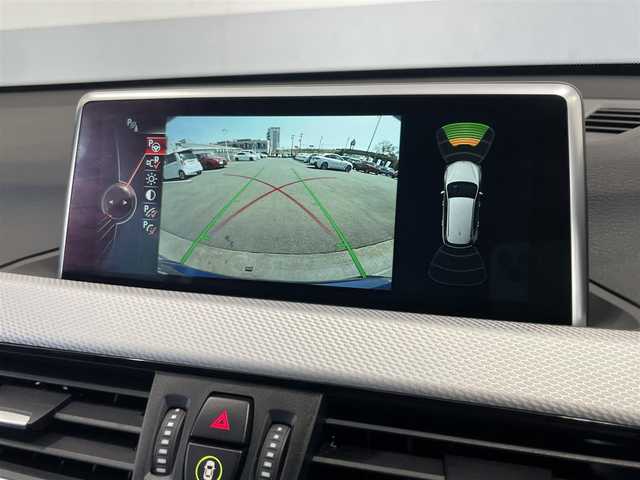 ＢＭＷ Ｘ１ xDrive 18d Mスポーツ 静岡県 2016(平28)年 4.2万km エストリル・ブルー インテリジェントセーフティ/・衝突警告/・歩行者警告/・車線逸脱警告/クルーズコントロール/コーナーセンサー/ヒルディセントコントロール/プッシュスタート/アイドリングストップ/MTモード付きAT/純正ナビ/バックカメラ/ETC/ドライブレコーダー CSD-560FH/パワーバックドア/ルーフレール/LEDヘッドライト/オートライト/ドアバイザー/19インチ社外アルミホイール/純正アルミホイール付きスタッドレスタイヤ４本車載