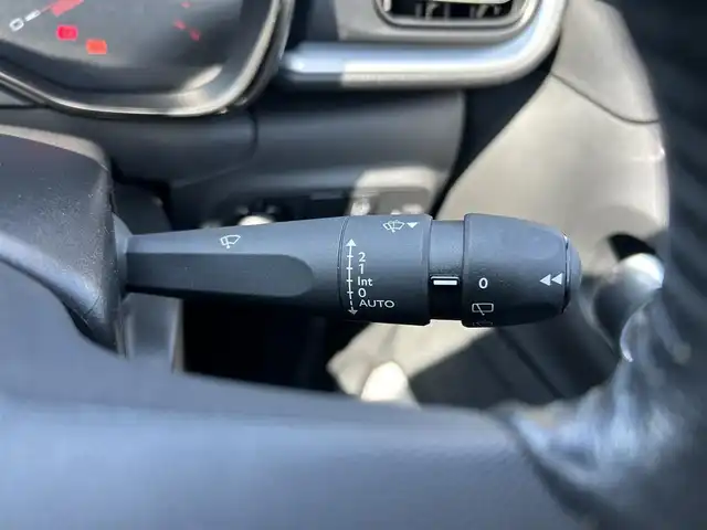 シトロエン Ｃ３ シャイン 福岡県 2020(令2)年 3.2万km 青 ディスプレイオーディオ/(BT/USB/Applecarplay/AndroidAuto//MirrorLink）/バックカメラ/クルーズコントロール/インテリジェントハイビーム/パーキングセンサー/ブラインドスポットモニター/ユピテルレーダー探知機（LS100）