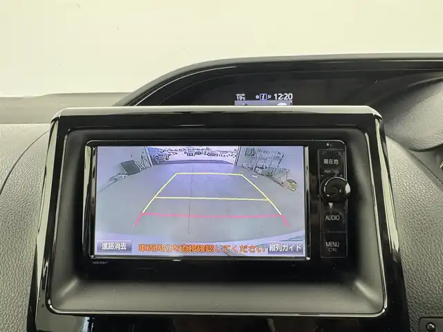 トヨタ エスクァイア ハイブリッド Xi 愛知県 2015(平27)年 8万km シルバーM 純正ナビ/（フルセグ／ＢＴ／ＣＤ／ＤＶＤ）/バックカメラ/後席モニター/両側パワースライドドア/前席シートヒーター/サンバイザー/横滑り防止装置/純正ＡＷ/ドライブレコーダー/ＥＴＣ/オートライト