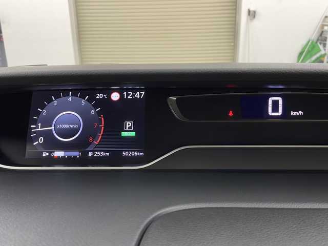 日産 セレナ ハイウェイスター V 道央・札幌 2019(令1)年 5.1万km ブリリアントホワイトパール ・4WD/・エマージェンシーブレーキ/・ハイビームアシスト/・セーフティシールド/・LEDライト/オートライト/・社外ナビ  フルセグTV/FM/AM/DVD/・両側パワースライドドア/・アラウンドビューモニター/・シートヒーター/・車線逸脱防止/・アイドリングストップ/・ステアリングヒーター/・横滑り防止/・ETC